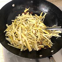 腊肉春笋的做法图解6