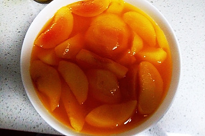 饭后甜点——黄桃罐头
