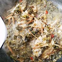 鱼肉鲜嫩、雪菜清香、汤头爽口，令人回味的雪菜笋丝黄鱼汤的做法图解13