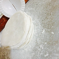 韭菜三鲜饺子的做法图解4