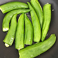 下饭菜虎皮青椒的做法图解2