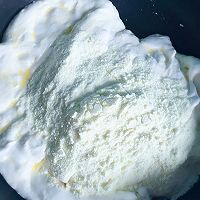 蔓越莓花生牛轧糖的做法图解3