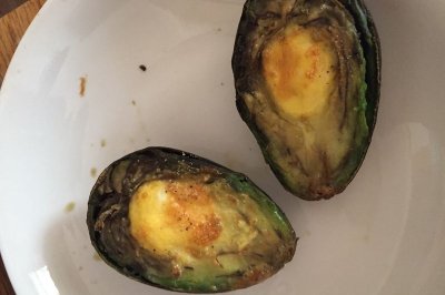 牛油果焗蛋
