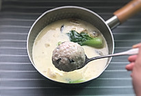 优质蛋白料理：鮰鱼狮子头的做法