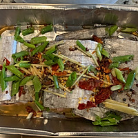 节日的大菜—香辣炸带鱼的做法图解2