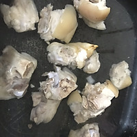 猪手玉米汤的做法图解2