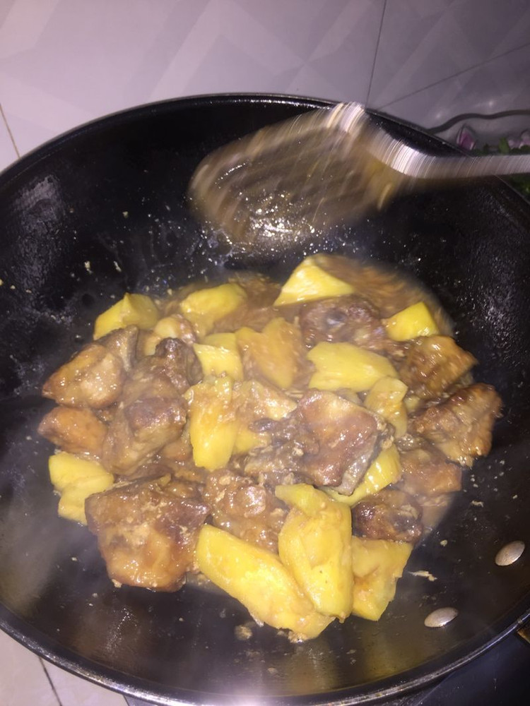 菠萝糖醋排骨的做法