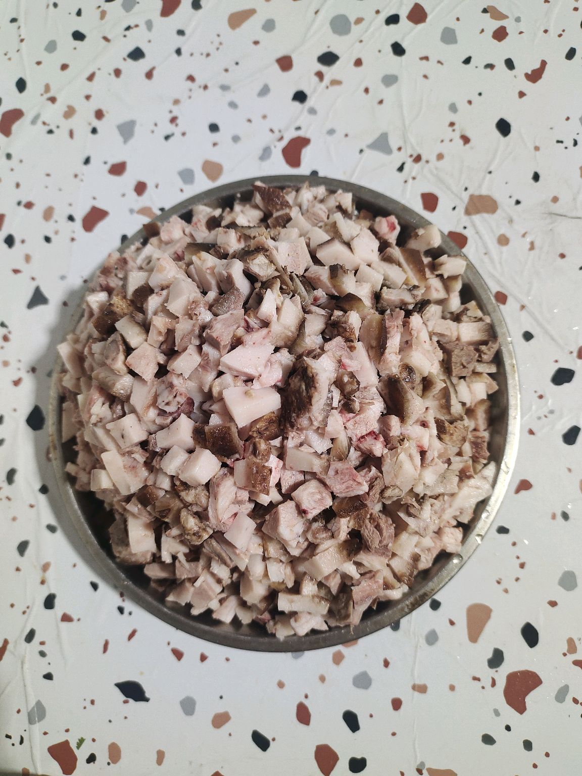 老东北分享猪头焖子的第一种做法，搭配蒜泥蘸料，才是正宗老味道_哔哩哔哩_bilibili