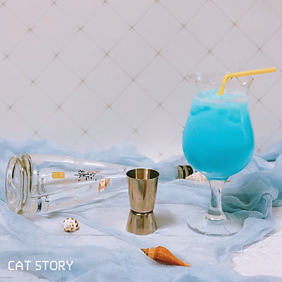 Q萌的鸡尾酒—蓝精灵