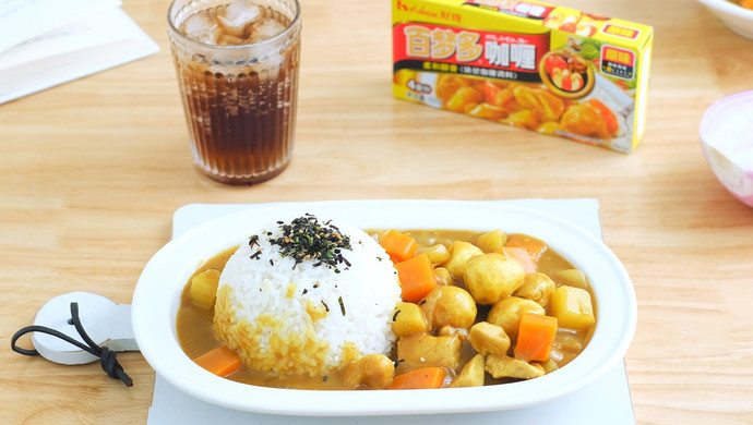 鹌鹑蛋鸡肉咖喱饭