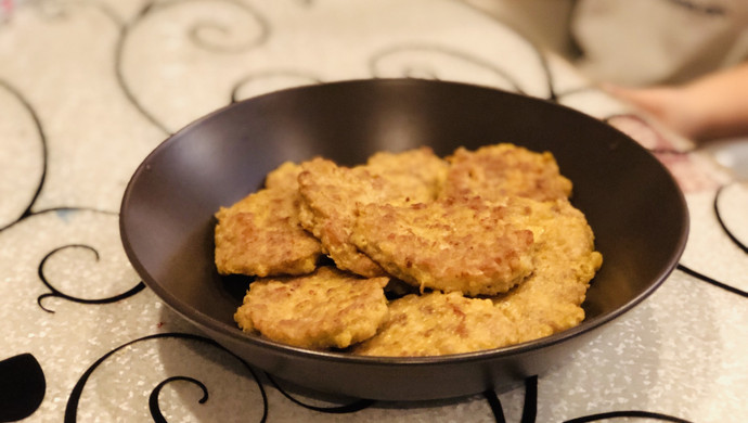 蒜香肉饼