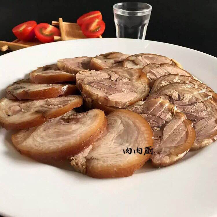 秘制下酒菜之酱猪肘子#肉肉厨的做法