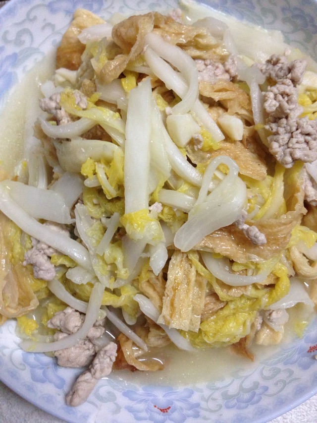 美味白菜新炒法的做法图解1