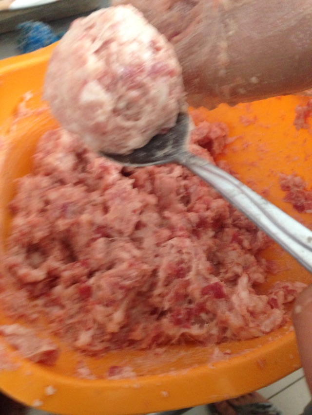 肉丸咖喱饭（蜡笔小新版）的做法图解5