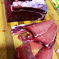 黄油煎口蘑牛肉的做法图解1