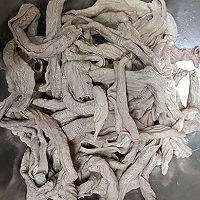 卤肥肠的做法图解1