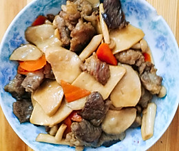 红萝卜杏鲍菇炒肉的做法