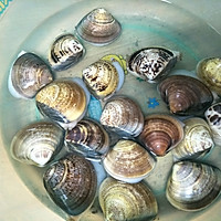 沙白排骨白菇汤的做法图解1