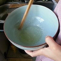 微波炉版糖烤板栗的做法图解2