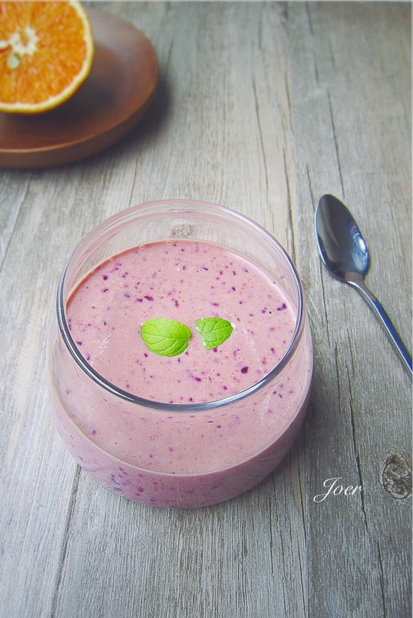 蓝莓燕麦羹—400卡路里早餐
