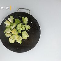 西兰花番茄鸡蛋荞麦面的做法图解3