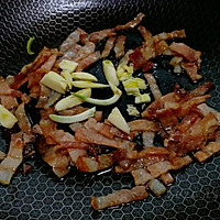 蒜香培根乌塌菜的做法图解2