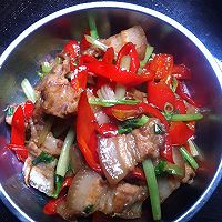 五花肉炒芹菜的做法图解5
