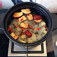 银耳羹的做法图解2
