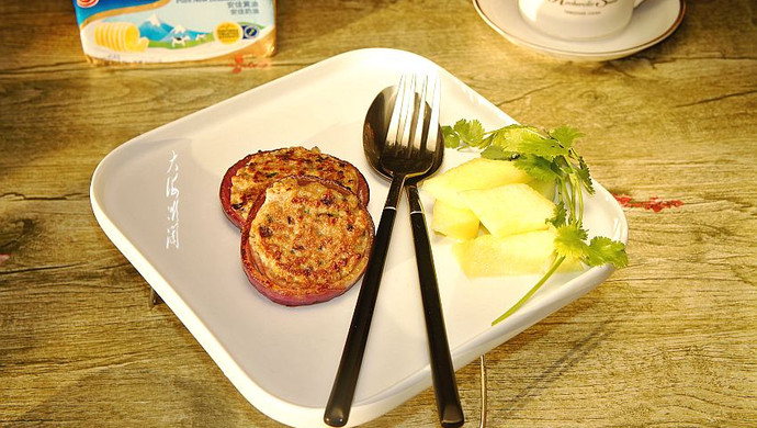 香煎洋葱猪肉饼