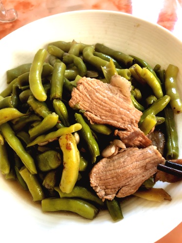 快手菜 豆角烧肉的做法