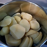 潮汕美食：荷兰薯粿（土豆粿）的做法图解2