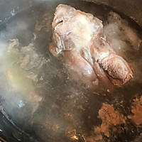 玉米猪骨汤的做法图解3