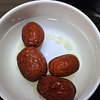 雪燕银耳糖水的做法图解3