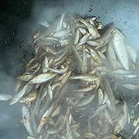酱焖小鱼鱼的做法图解5