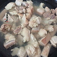 农家笋干烧肉的做法图解2