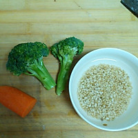 蔬菜糙米粥的做法图解1