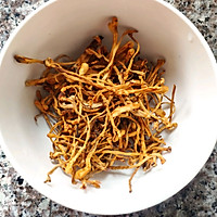 虫草花蒸鸡的做法图解3