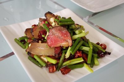 蒜苔炒腊肉