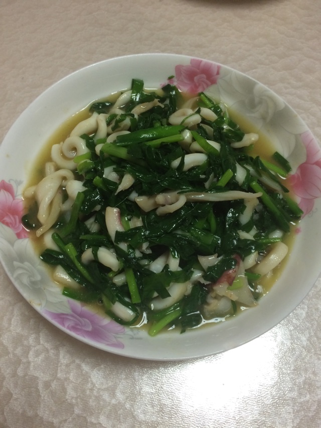 鱿鱼炒韭菜