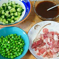清爽下饭的豌豆小炒肉的做法图解4