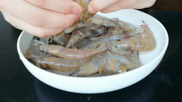 香酥大虾的做法图解2