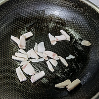 香喷喷的猪油渣炒包菜的做法图解4