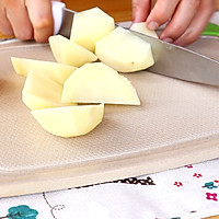 宝宝辅食 土豆炖鸡翅根的做法图解6