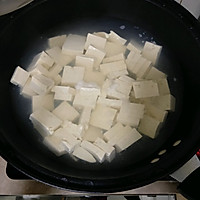 豆腐海鲜菇的做法图解1