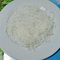 #福气年夜菜#蒜蓉粉丝蒸虾的做法图解2