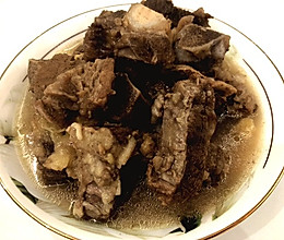 清炖带骨牛排的做法