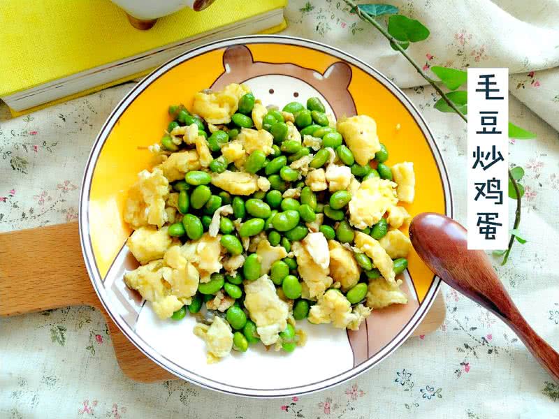 Fried eggs with soy bean