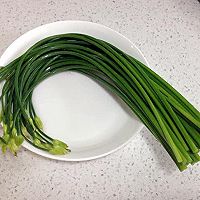 韭菜苔炒肉丝的做法图解5