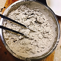 酱肉虾仁木耳韭菜荞麦蒸饺的做法图解1