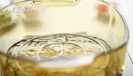 西葫芦鳕鱼蛋饼的做法图解5
